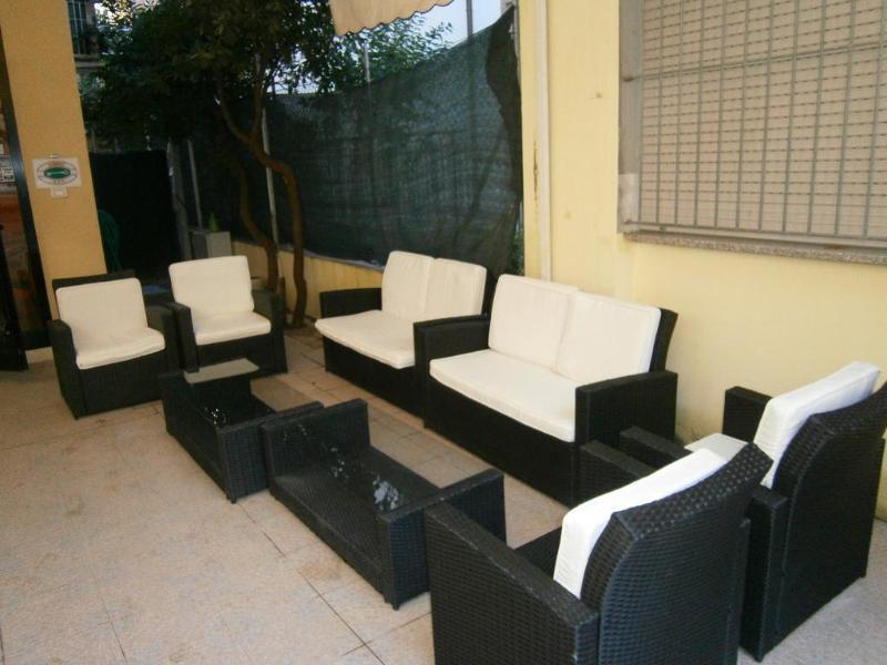 Hotel New Happy Ріміні Екстер'єр фото