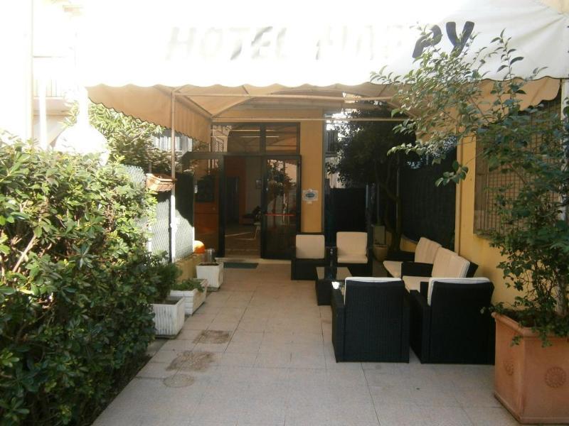 Hotel New Happy Ріміні Екстер'єр фото
